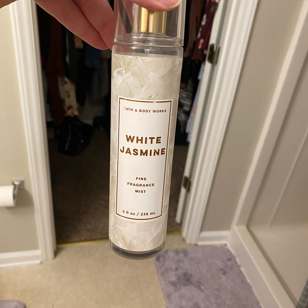 Discontinued bbw white jasmin body spray